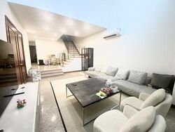 Woodlands Avenue 1 (D25), Terrace #497521561